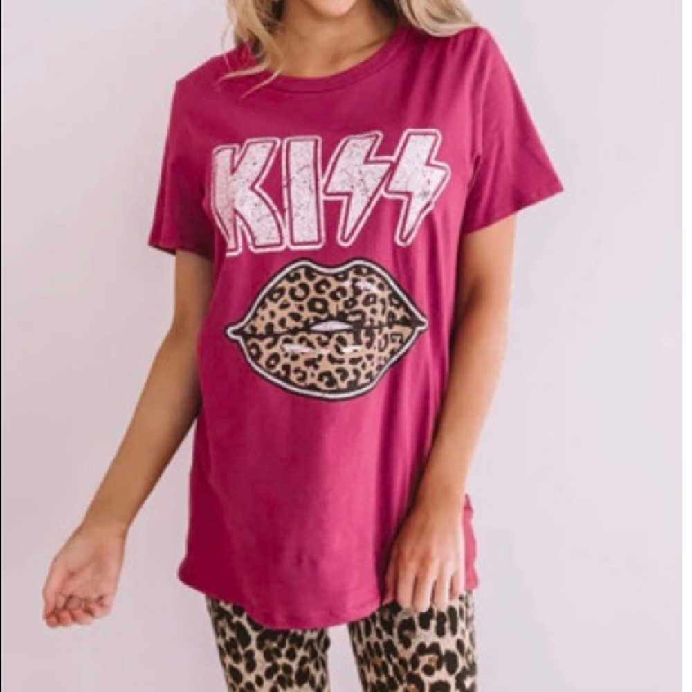 • KISS graphic tee •
